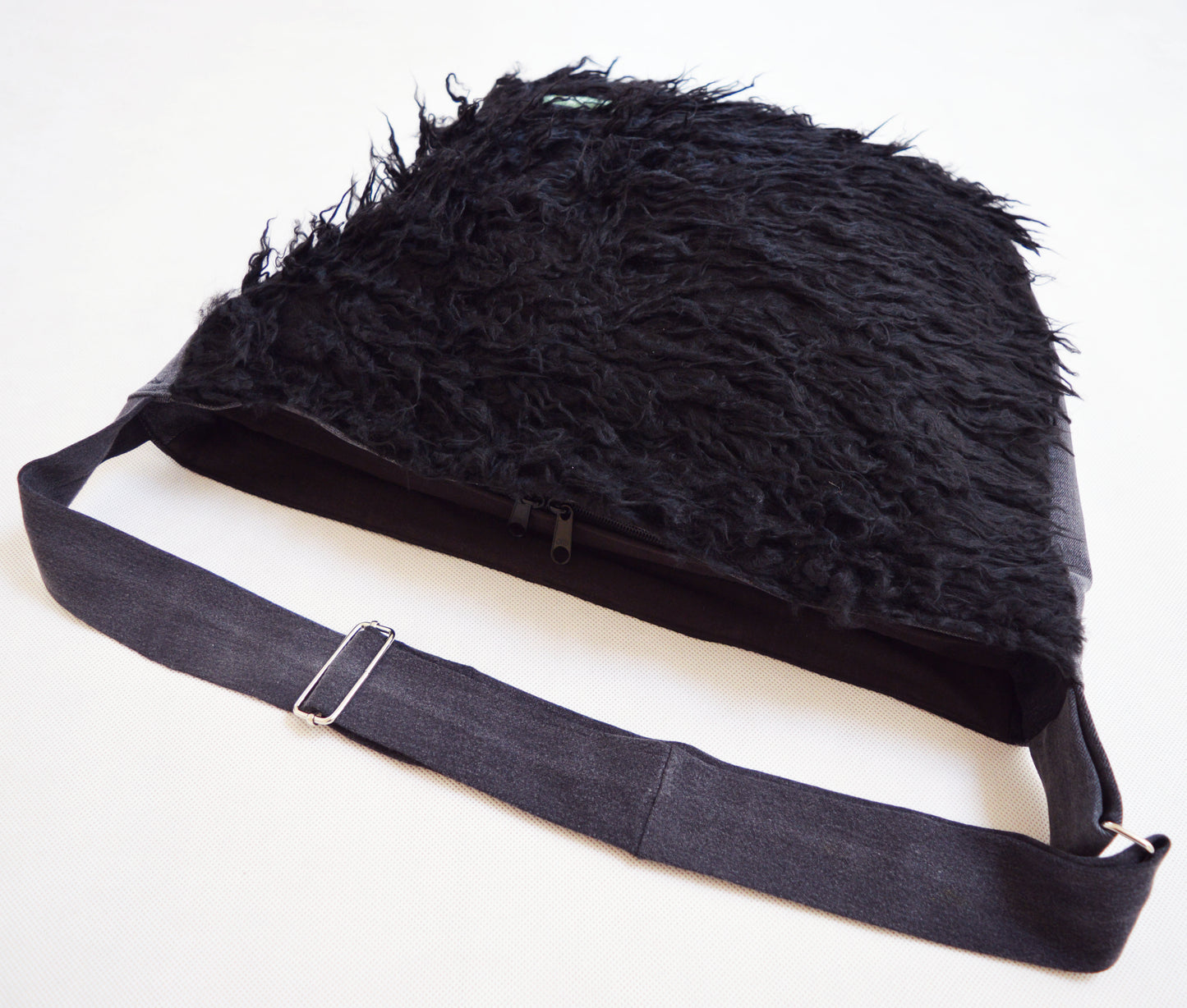 Bike crossbody bag bike messenger bag black fur fake fur faux fur puli roller skate bag diaper bag shoulder bag