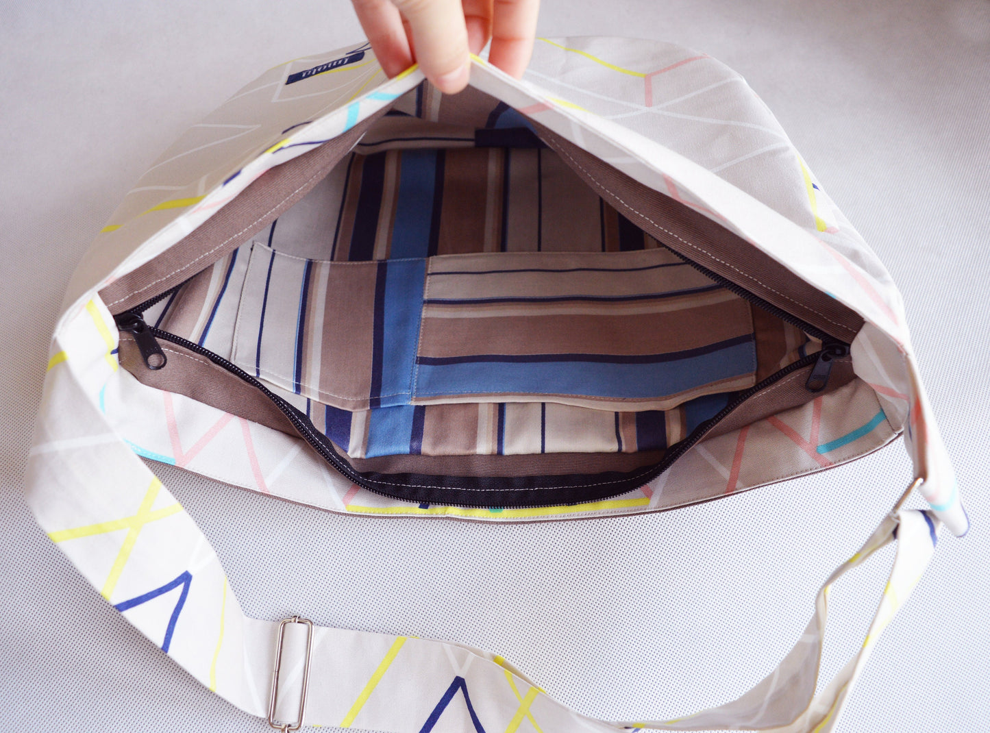 Beige tribal geometric pattern bike crossbody bag bike messenger bag cycling bag tribal urban backpack 1.1 BASIC COLLECTION