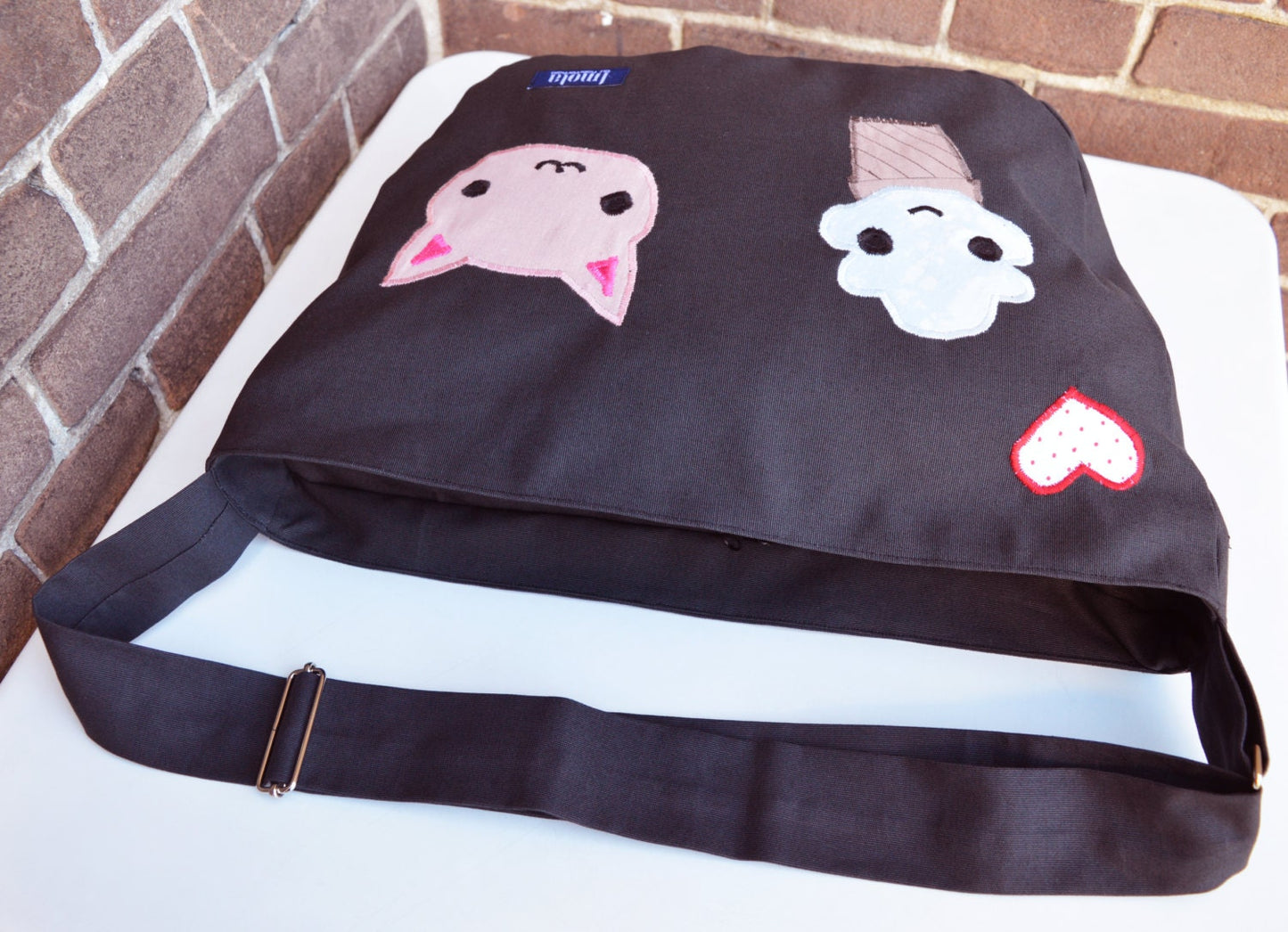 Bike crossbody bag bike messenger bag cycling bag applique cute kitty cat animal ice cream muffin sweet adorable gray 1.1 BASIC COLLECTION